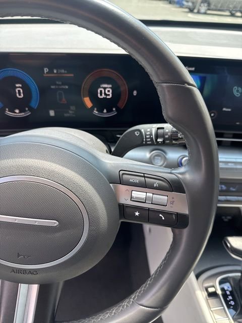 Used 2024 Hyundai Kona SEL AWD/4WD image 24
