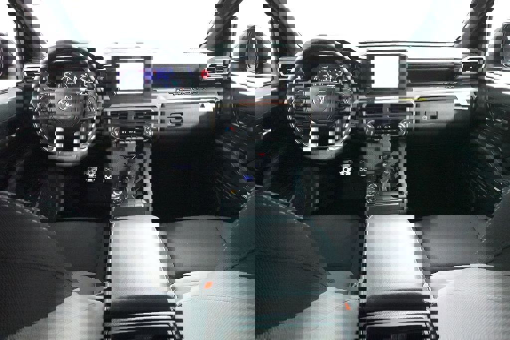 Used 2025 Toyota Tacoma TRD Sport AWD/4WD image 10