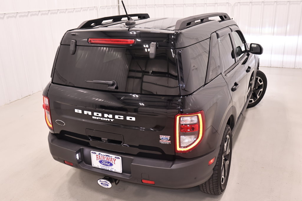 Certified 2022 Ford Bronco Sport Outer Banks w/ Tech Package AWD/4WD image 44