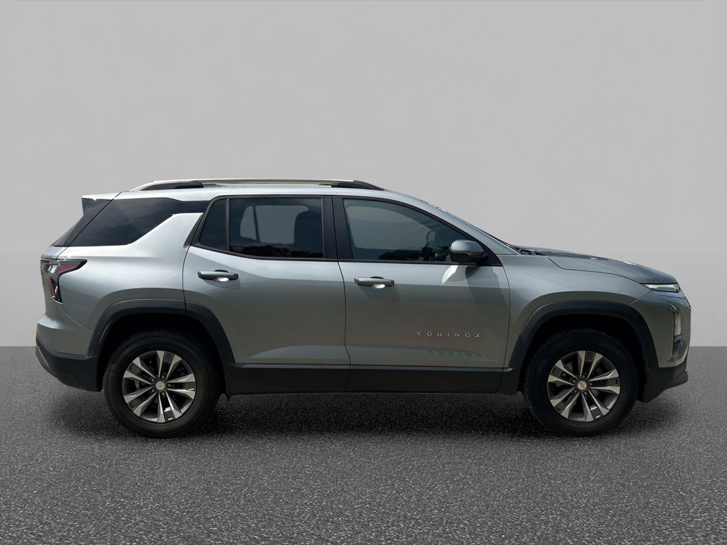 Used 2025 Chevrolet Equinox LT w/ Convenience Package II FWD image 7