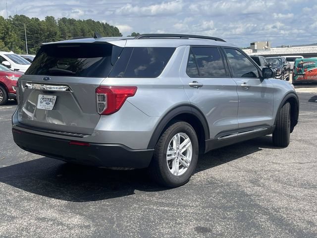 Certified 2023 Ford Explorer XLT RWD image 3