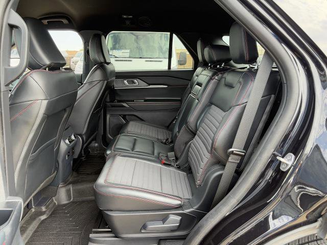 Certified 2025 Ford Explorer ST-Line RWD image 27
