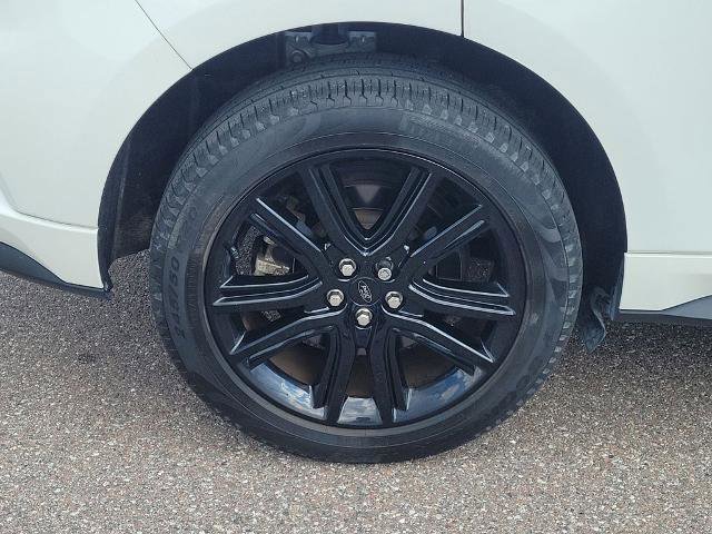 Certified 2024 Ford Edge ST-Line AWD/4WD image 6