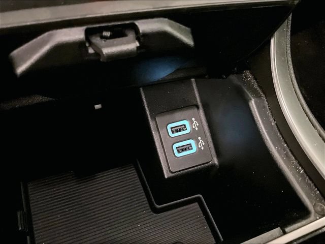 Certified 2020 Ford Edge SE FWD image 31