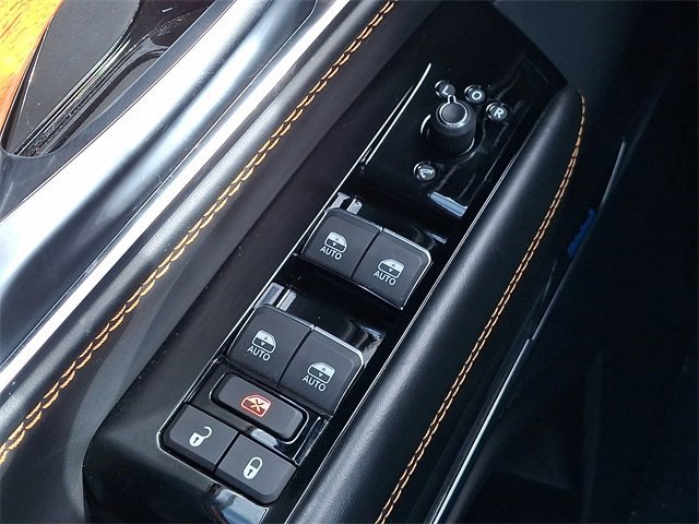 Used 2024 Jeep Grand Wagoneer L Series III image 27