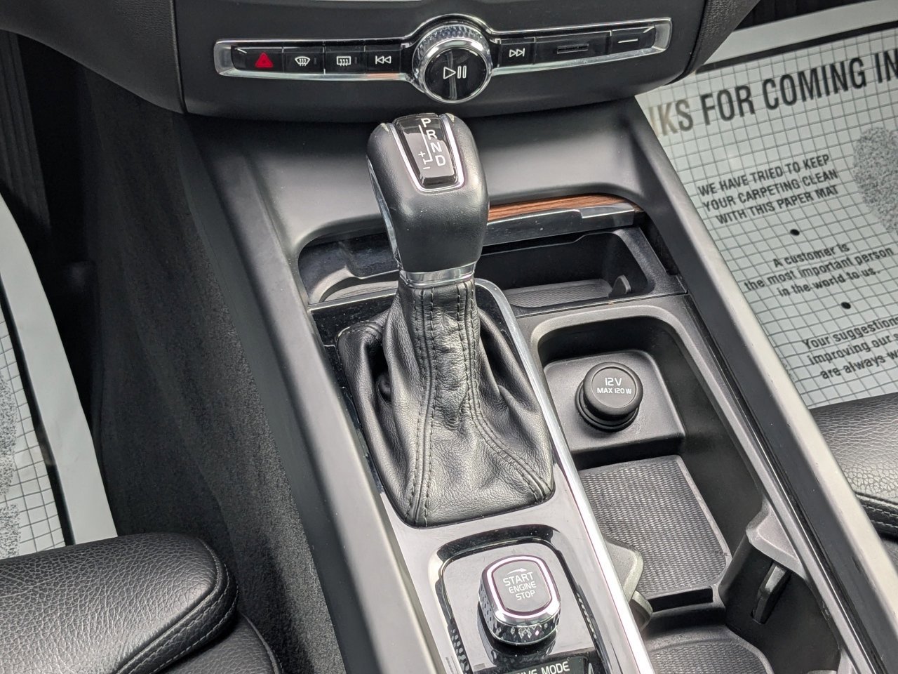 Used 2019 Volvo XC60 T5 Inscription w/ Protection Package image 21