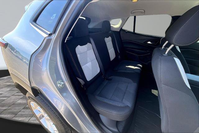 Used 2024 Chevrolet Trax LS w/ LS Convenience Package FWD image 27