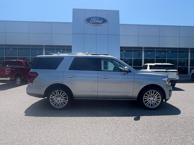 Certified 2024 Ford Expedition Limited AWD/4WD image 2