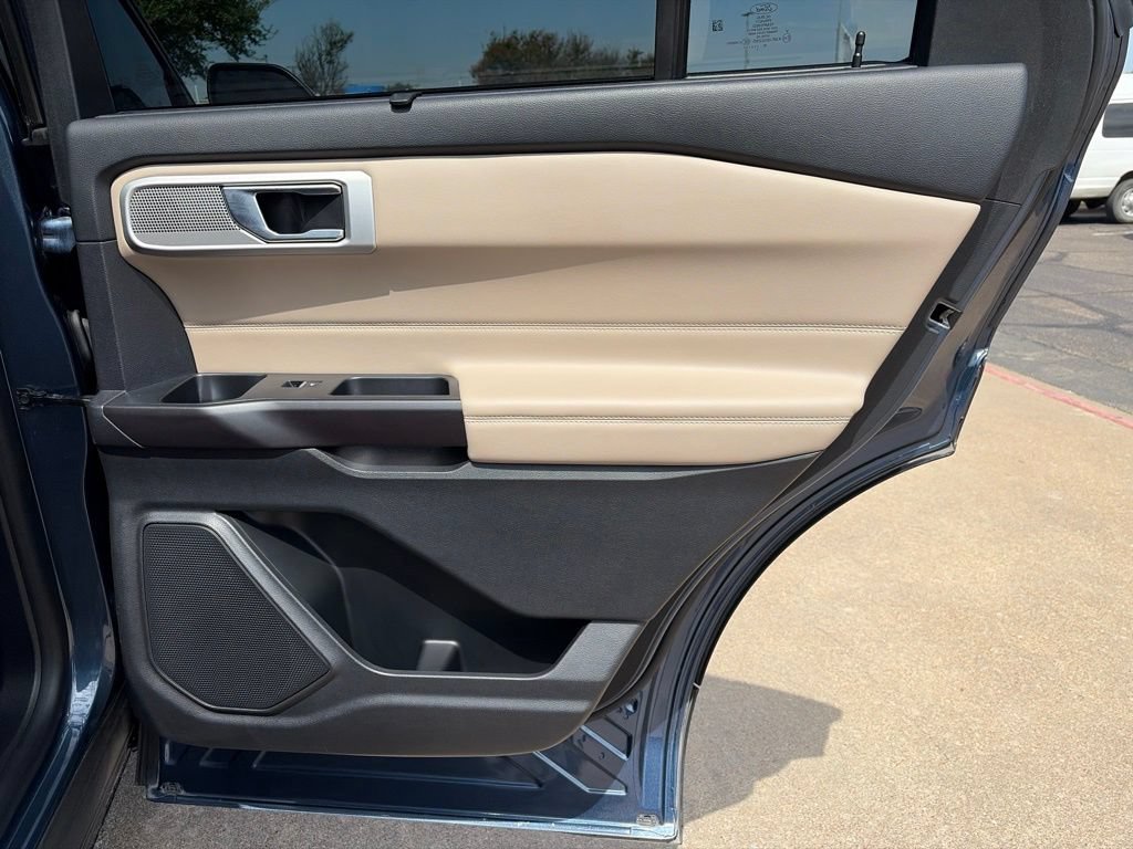 Certified 2020 Ford Explorer Limited RWD image 13
