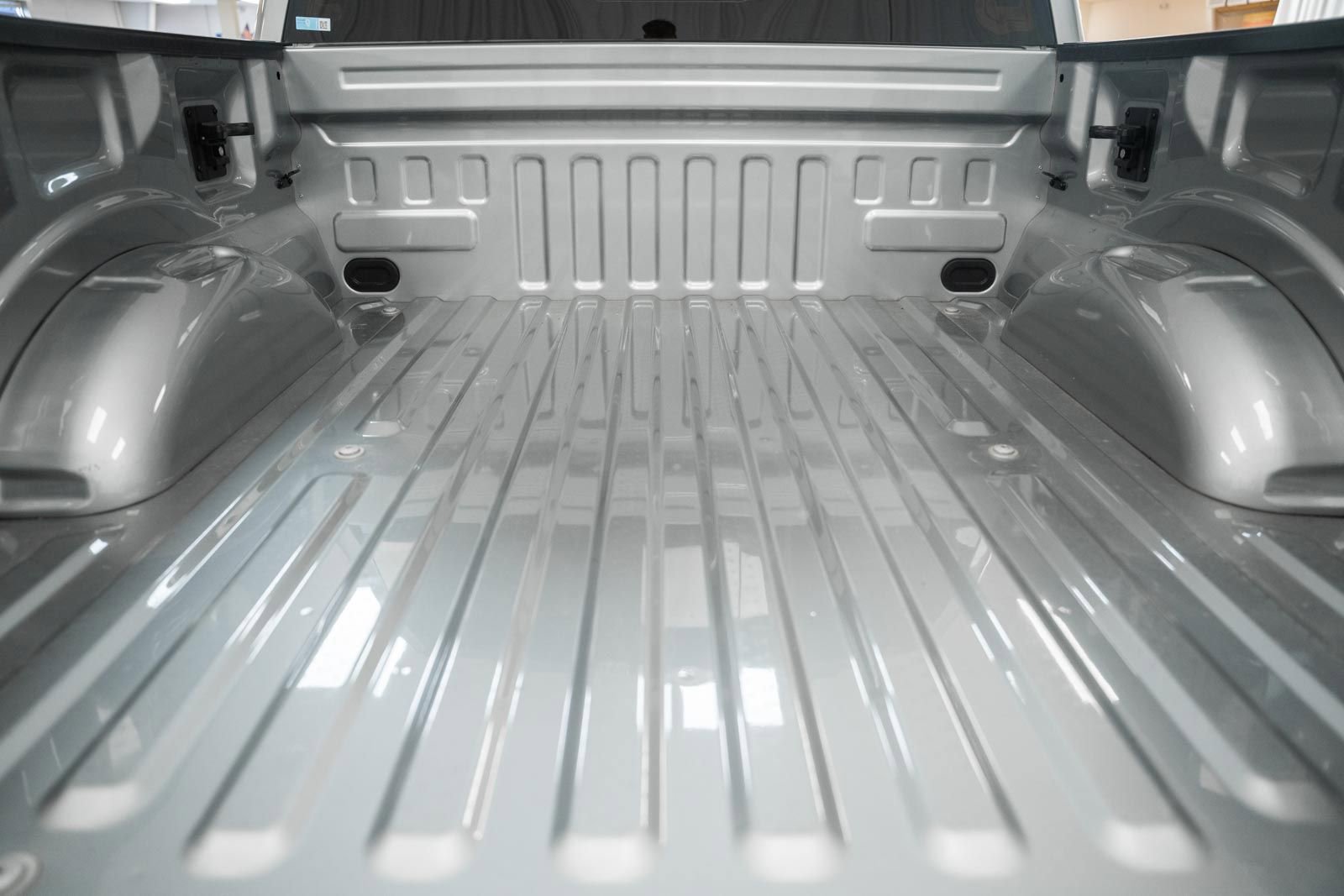 Certified 2023 Ford F150 Lariat w/ Equipment Group 502A High image 22