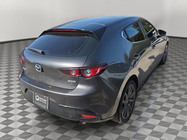 Used 2020 MAZDA MAZDA3 Hatchback image 3