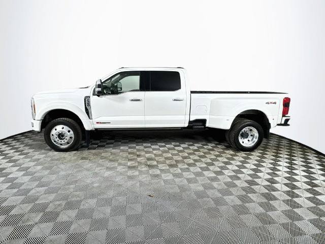 Certified 2025 Ford F450 Platinum w/ Platinum Plus Package AWD/4WD image 4
