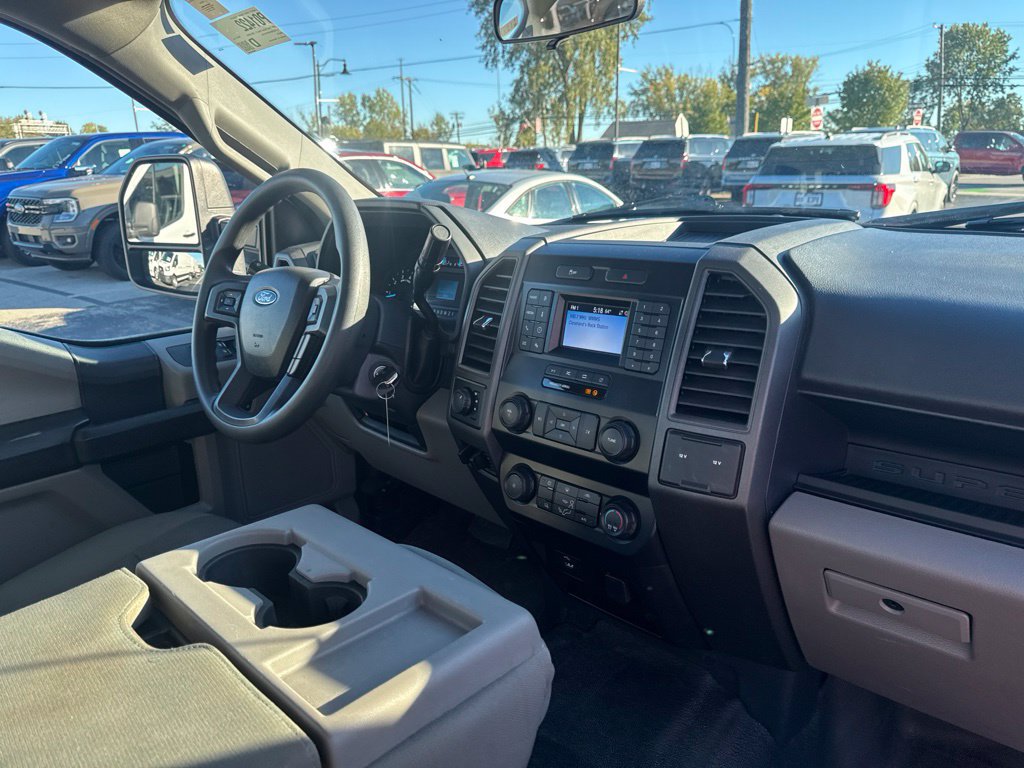 Certified 2022 Ford F250 XL w/ Power Equipment Group AWD/4WD image 31