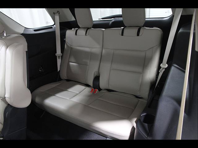Certified 2023 Ford Explorer Limited w/ Hybrid Equipment Group 310A AWD/4WD image 22