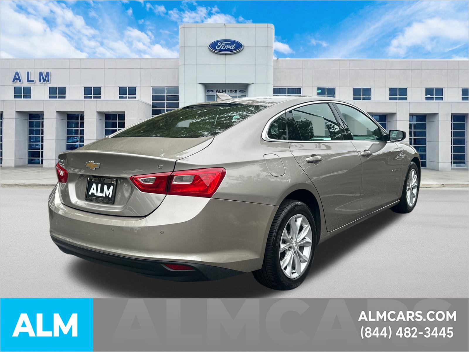 Used 2025 Chevrolet Malibu LT FWD image 5