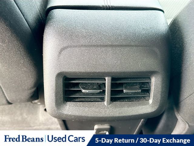 Used 2022 GMC Terrain SLE image 26