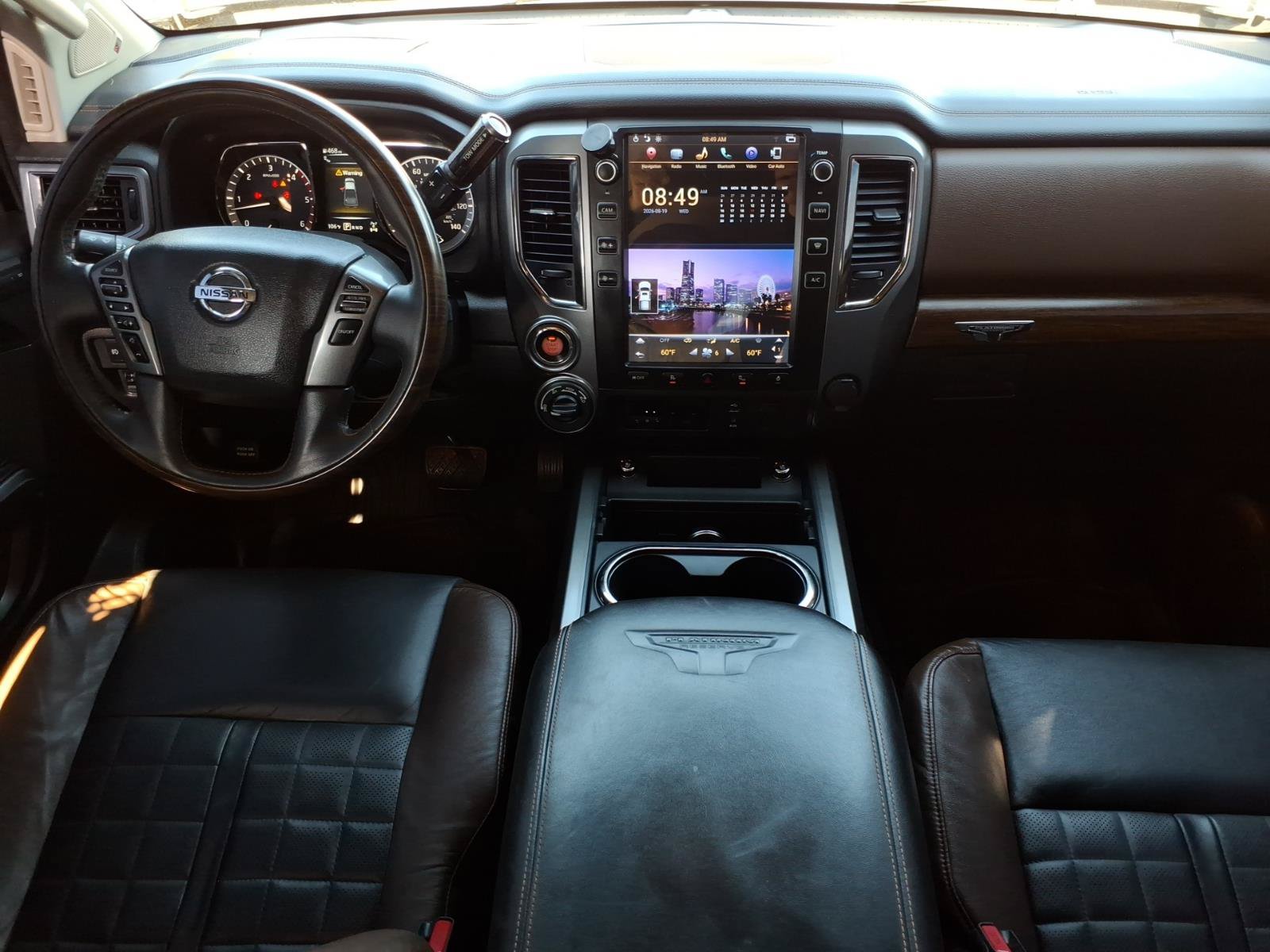 Used 2017 Nissan Titan Platinum Reserve AWD/4WD image 16