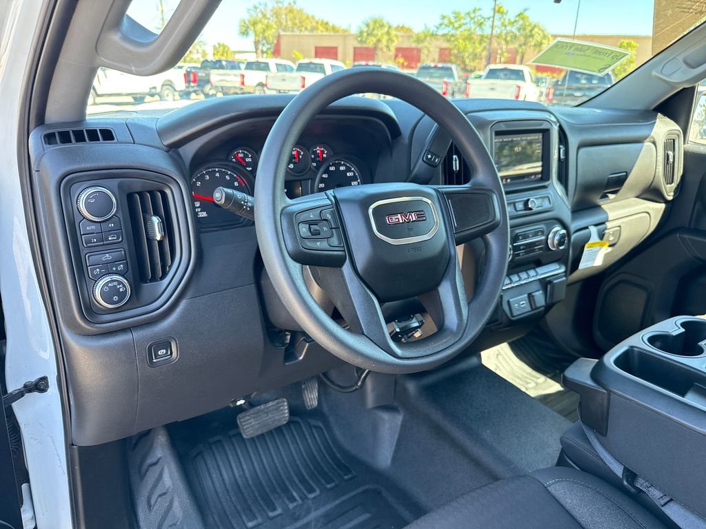 Used 2025 GMC Sierra 1500 Pro w/ Pro Value Package image 5