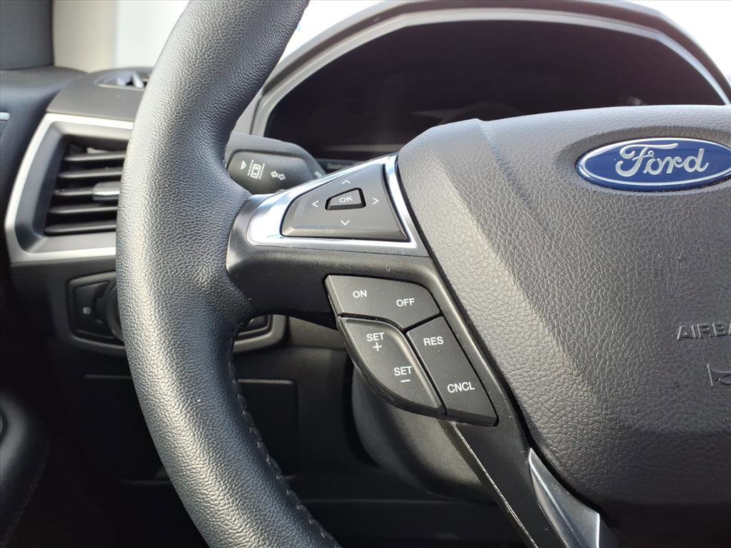 Certified 2024 Ford Edge SEL w/ Convenience Package image 16