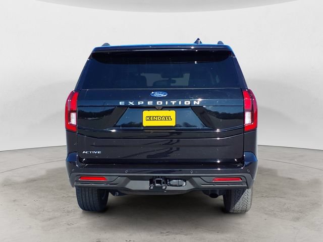 Certified 2025 Ford Expedition Active AWD/4WD image 6