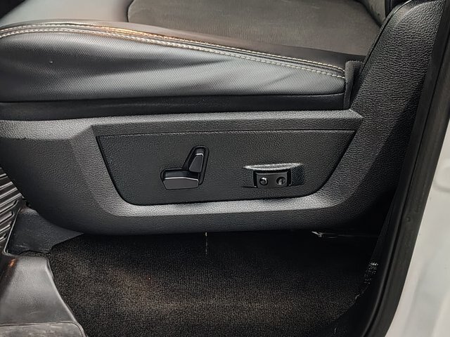 Used 2018 RAM 1500 Rebel w/ Luxury Group AWD/4WD image 24