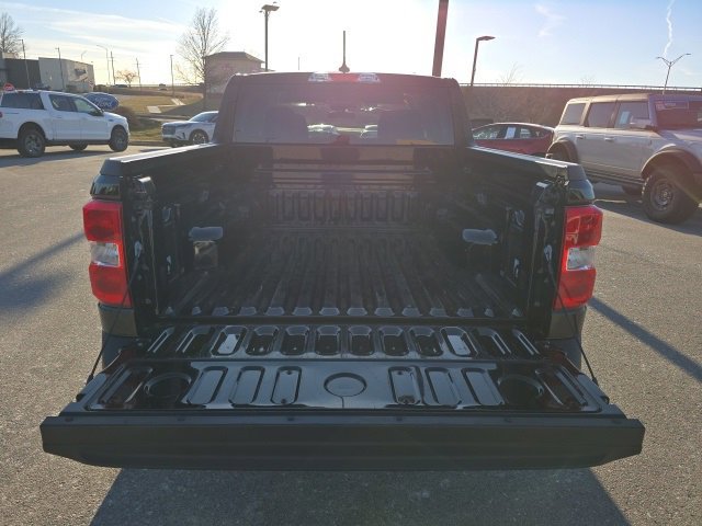 Certified 2022 Ford Maverick XL image 16