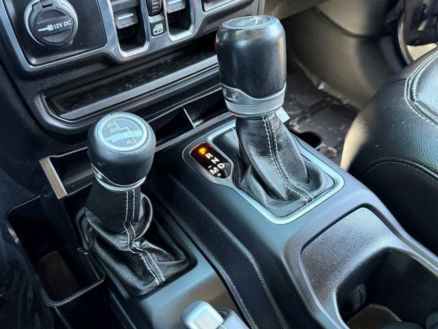 Used 2020 Jeep Wrangler Unlimited Sahara w/ Cold Weather Group AWD/4WD image 30