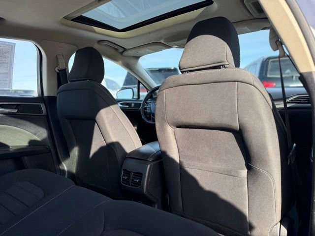 Certified 2020 Ford Fusion SE image 32