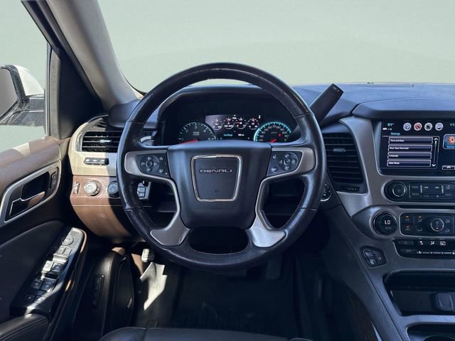 Used 2018 GMC Yukon XL Denali image 19