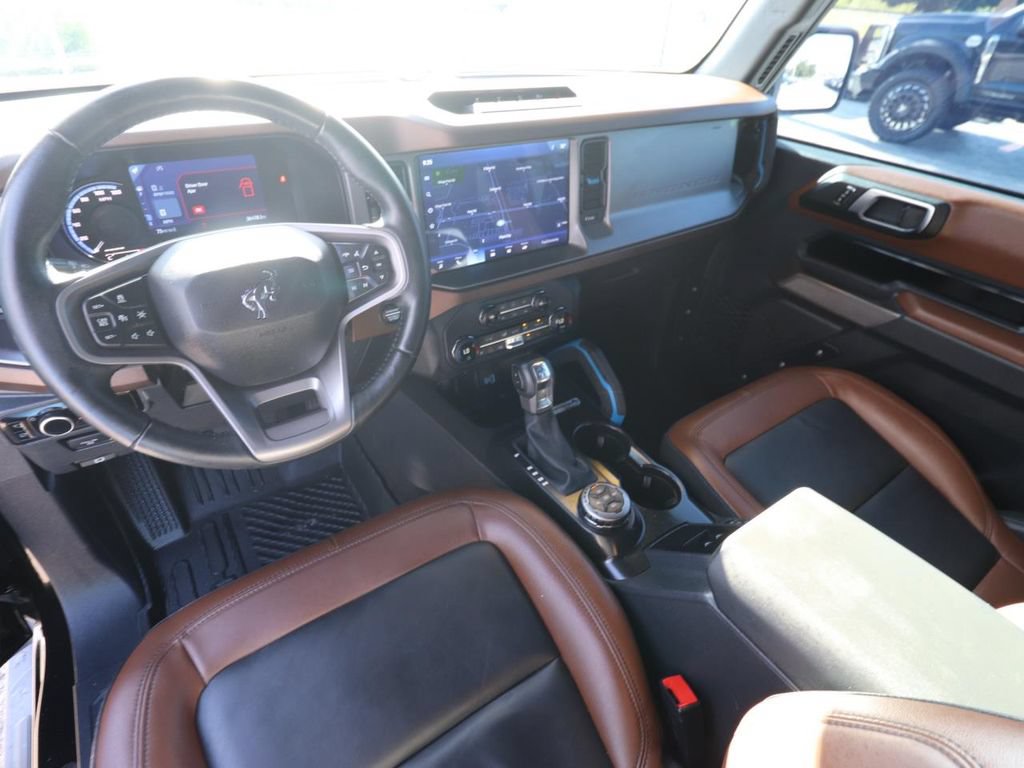 Certified 2023 Ford Bronco Outer Banks w/ Sasquatch Package AWD/4WD image 6
