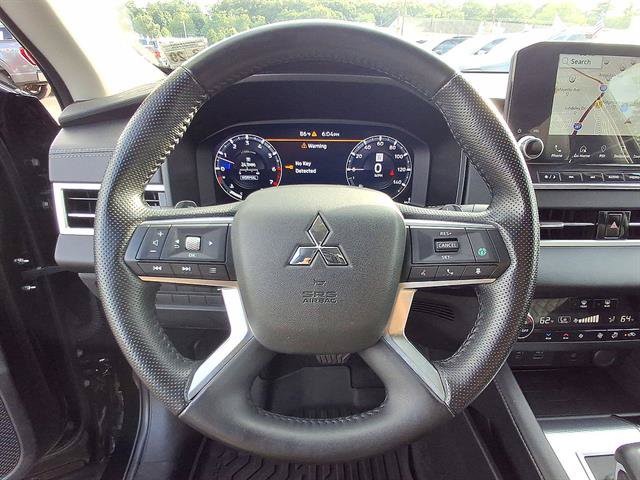 Used 2024 Mitsubishi Outlander SEL AWD/4WD image 22