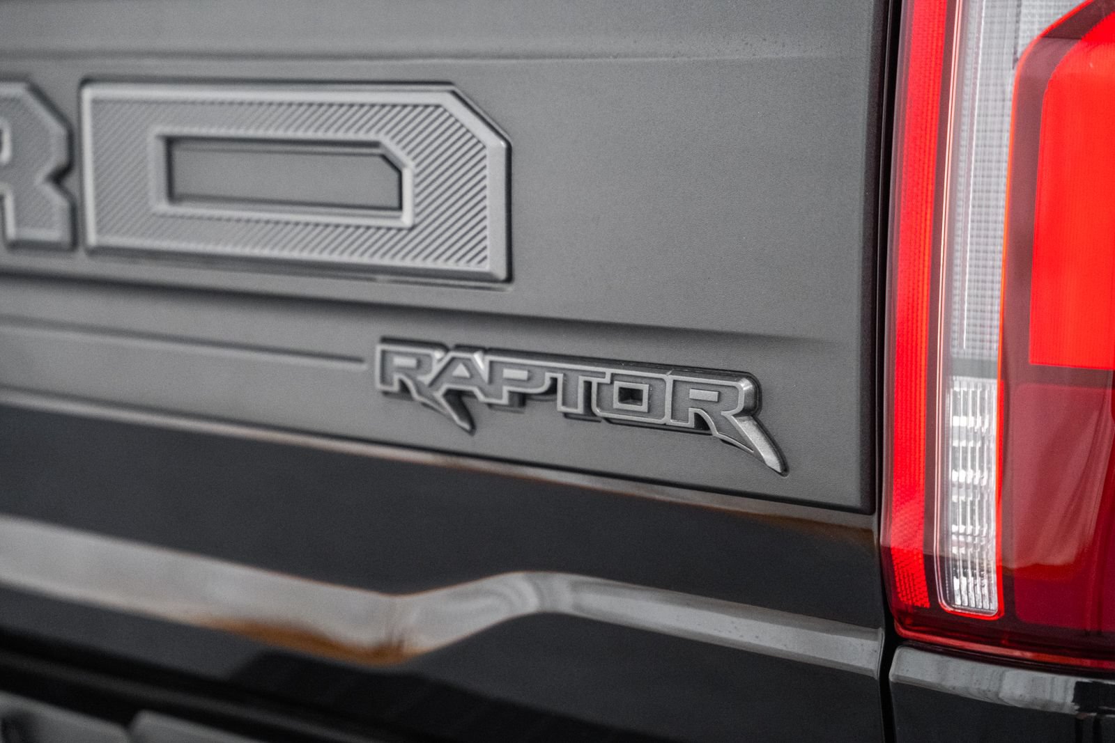 Certified 2025 Ford F150 Raptor AWD/4WD image 10