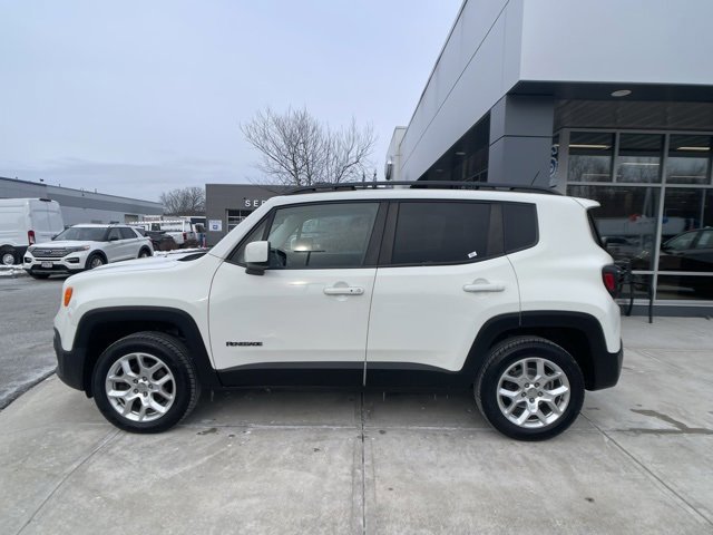 Used 2017 Jeep Renegade Latitude w/ Cold Weather Group image 2