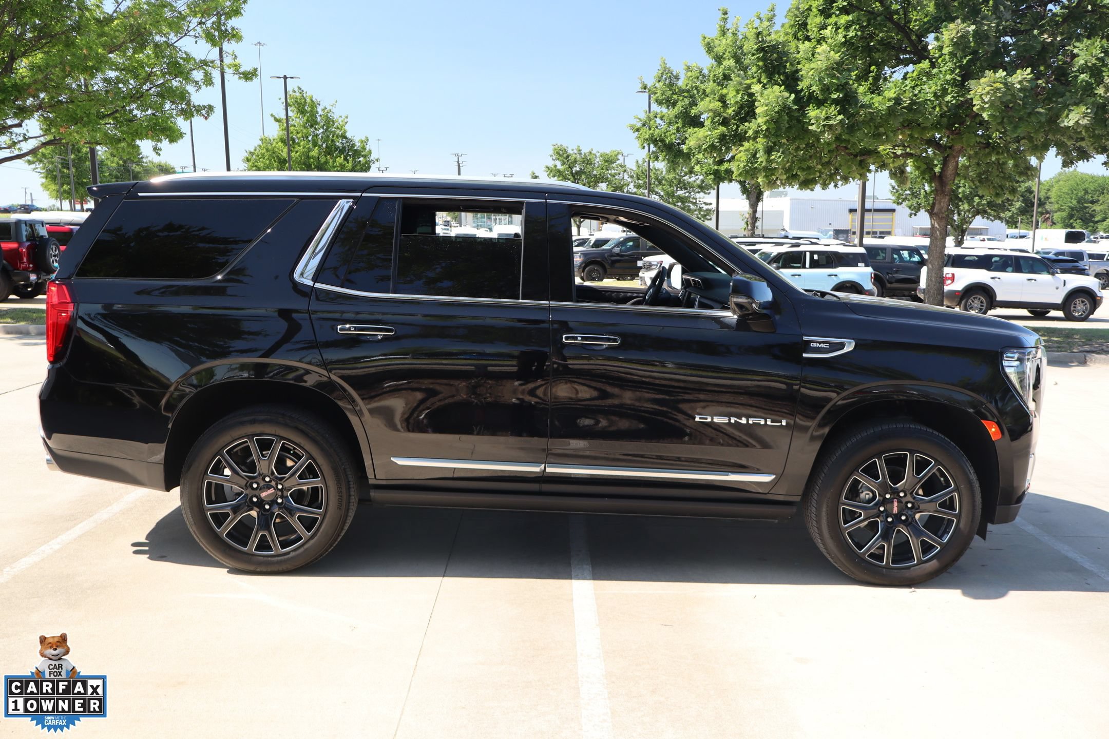 Used 2024 GMC Yukon Denali w/ Max Trailering Package AWD/4WD image 2