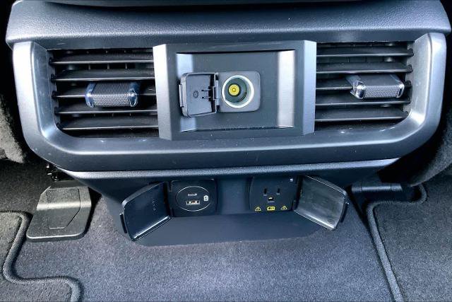 Certified 2023 Ford F150 Lariat AWD/4WD image 32