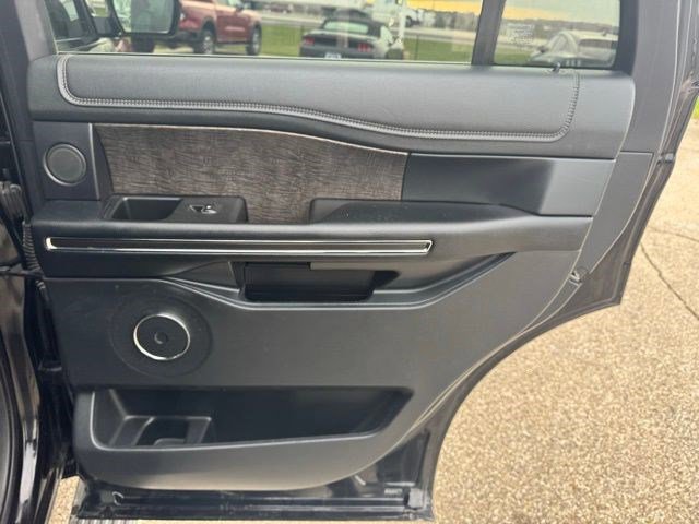 Certified 2021 Ford Expedition Limited image 36