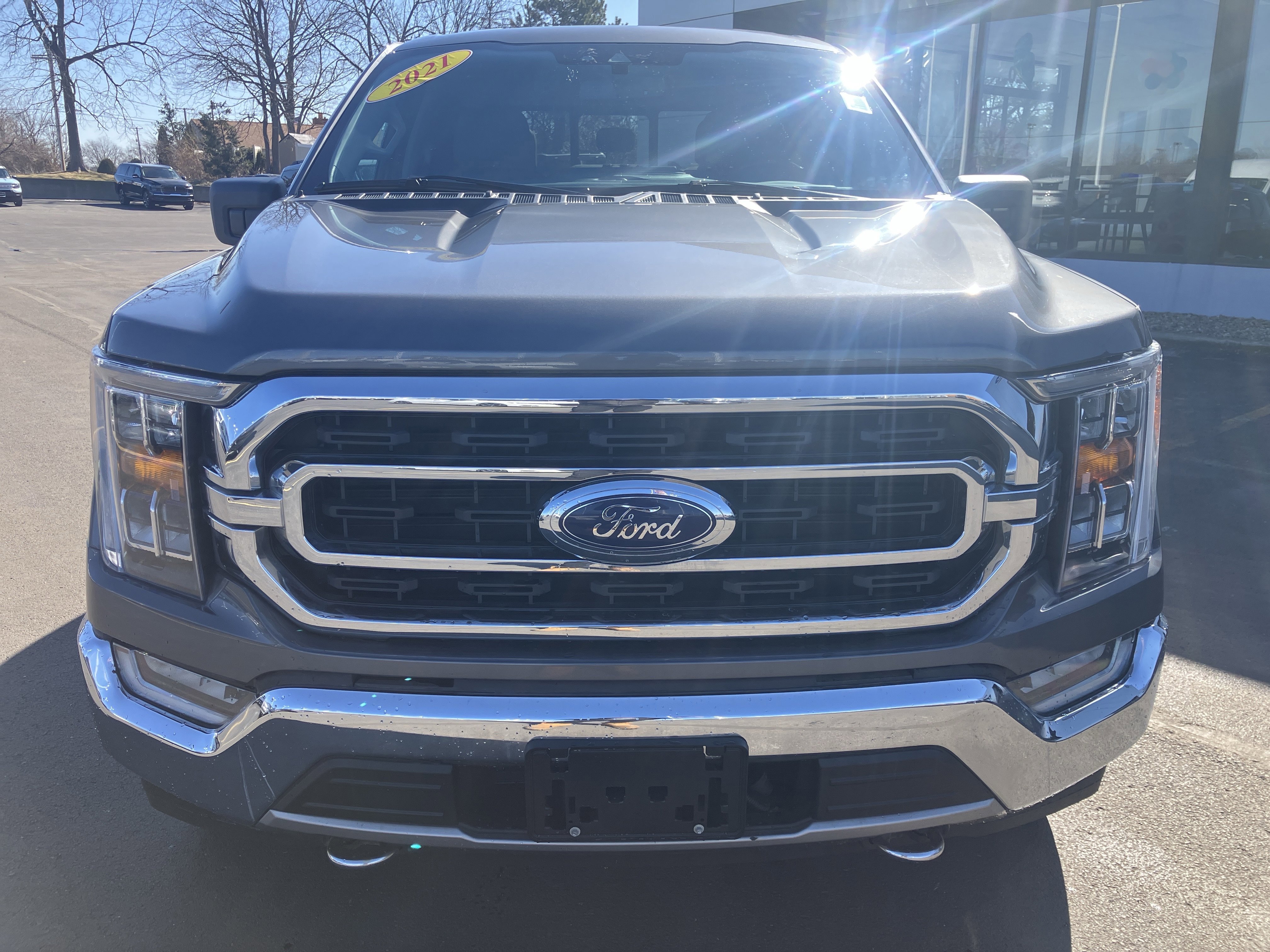 Certified 2021 Ford F150 XLT w/ Equipment Group 302A High image 8