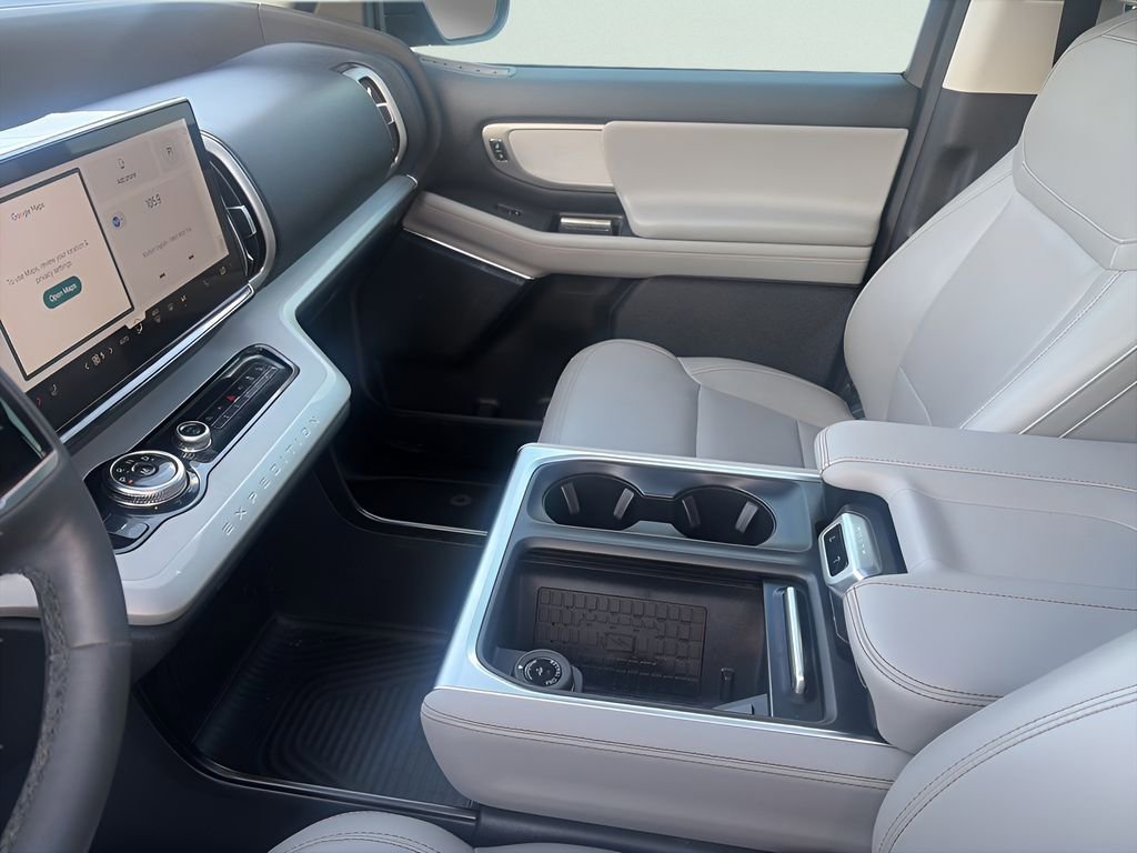 Certified 2025 Ford Expedition Max Active AWD/4WD image 11