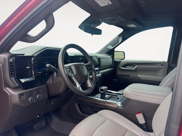 Used 2024 Chevrolet Silverado 1500 LT Trail Boss w/ LT Trail Boss Premium Package AWD/4WD image 9