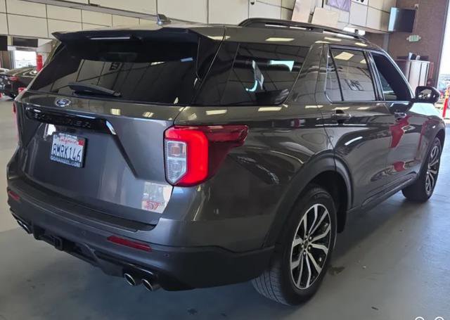 Certified 2020 Ford Explorer ST w/ Premium Technology Package image 3