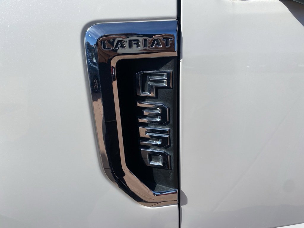 Certified 2022 Ford F350 Lariat w/ Lariat Ultimate Package image 47