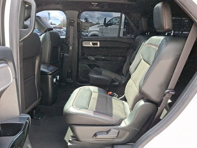 Certified 2023 Ford Explorer ST-Line w/ Class IV Trailer Tow Package AWD/4WD image 12