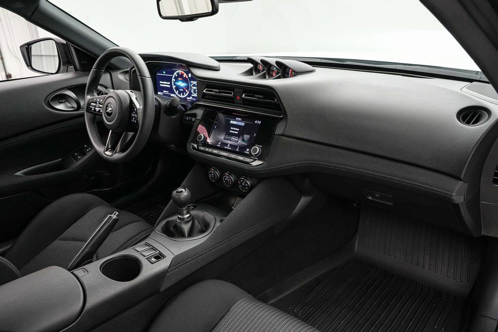 Used 2024 Nissan Z Sport w/ Floor Mat Package image 34