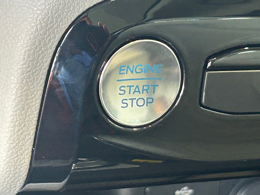 Certified 2024 Ford Escape SE w/ PHEV Premium Package FWD image 43