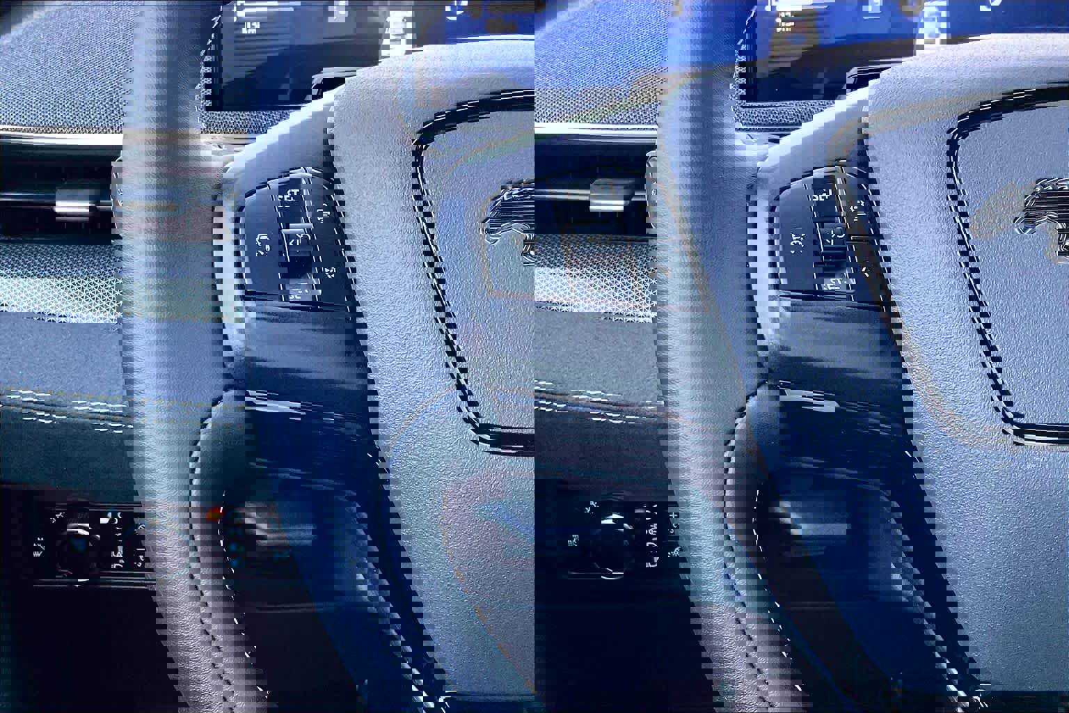 Certified 2025 Ford Mustang Mach-E GT image 23