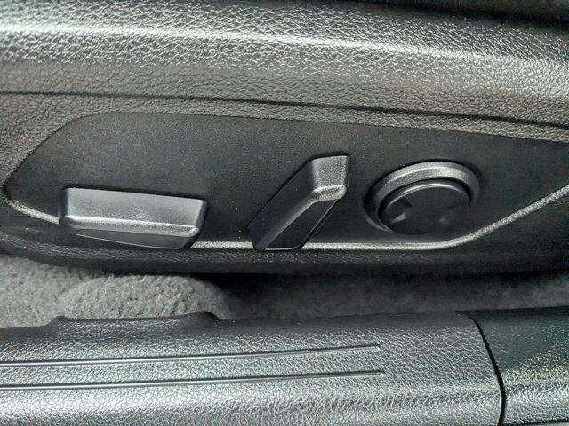 Used 2023 Kia K5 GT-Line image 18