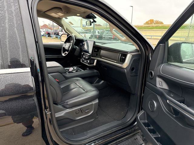 Certified 2024 Ford Expedition XLT image 14