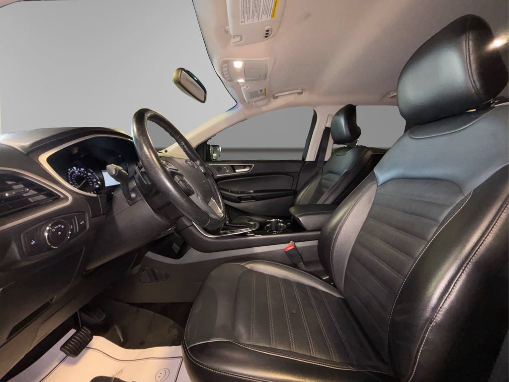 Certified 2018 Ford Edge SEL w/ Equipment Group 201A AWD/4WD image 12