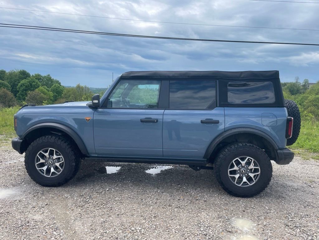 Certified 2025 Ford Bronco Badlands AWD/4WD image 9