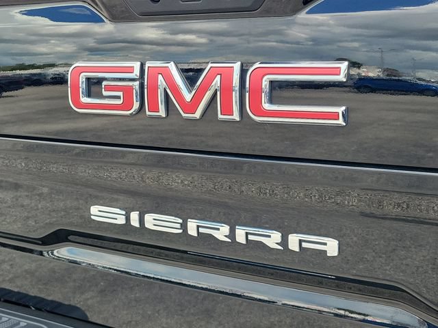 Used 2025 GMC Sierra 1500 SLT AWD/4WD image 7